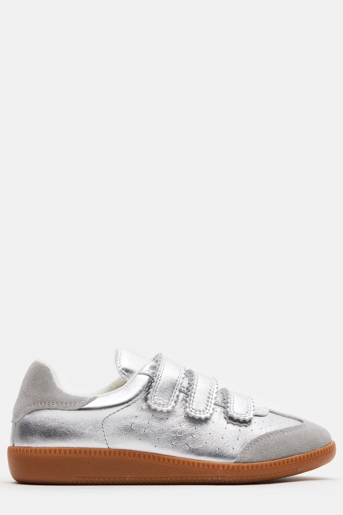 Momentum Sneaker Silver