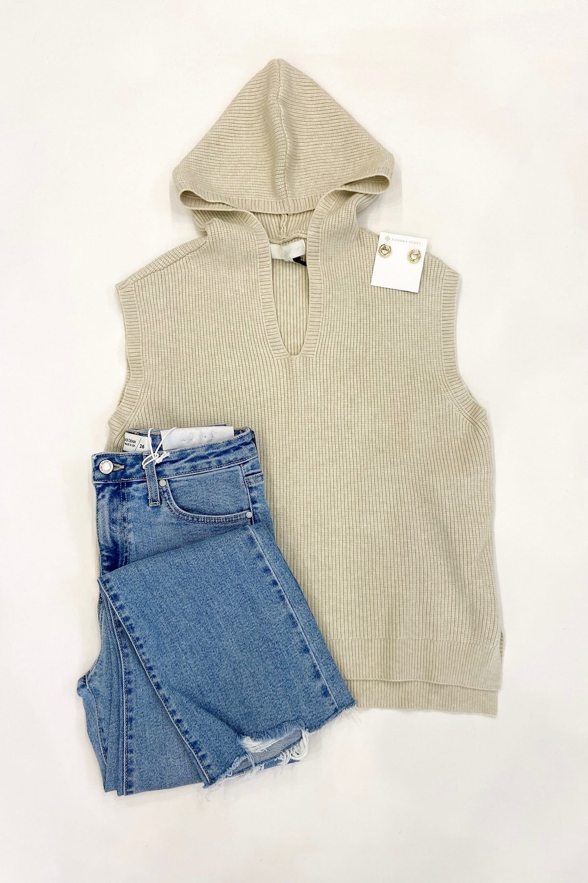 Hooded Sleeveless Sweater Oat