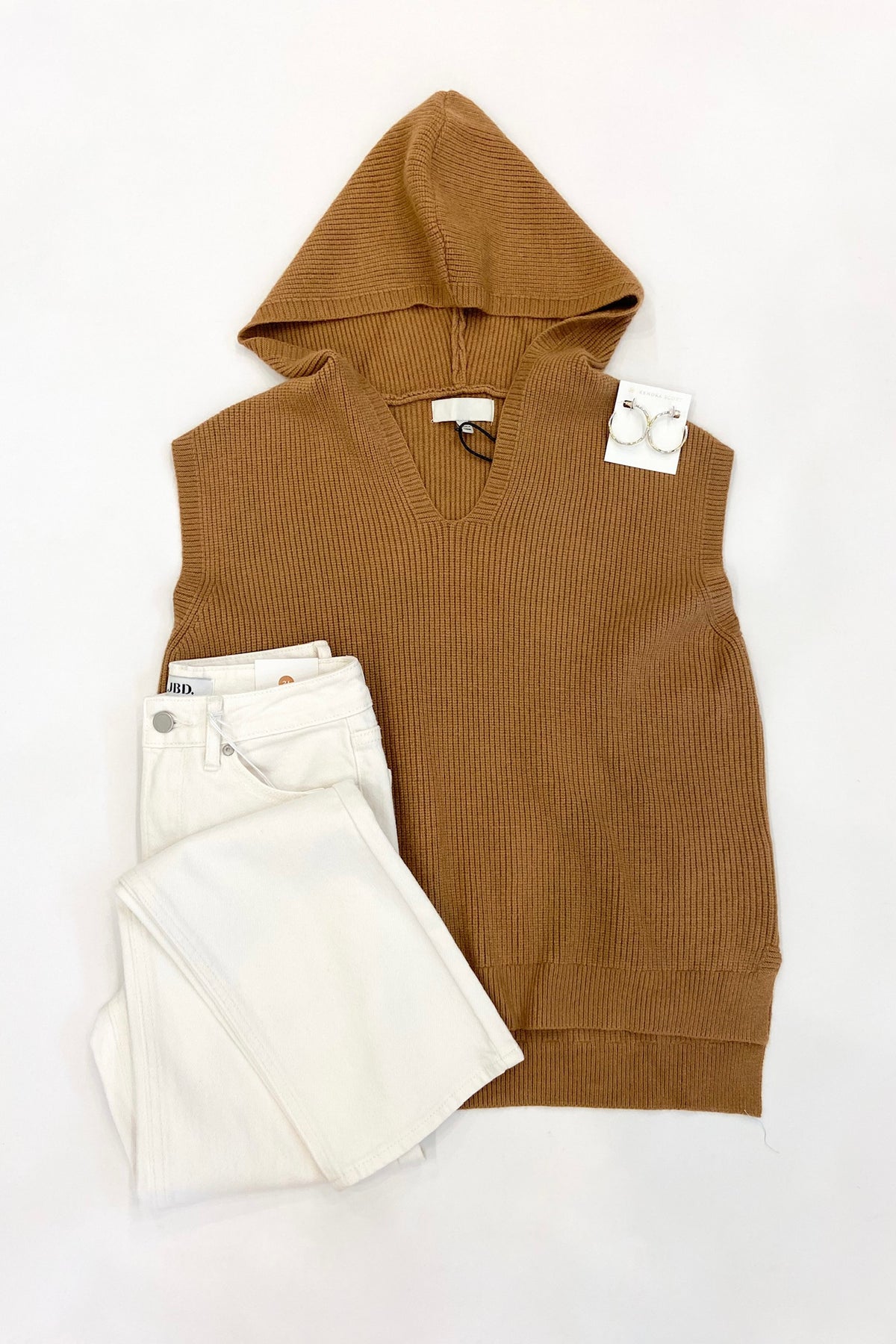 Hooded Sleeveless Sweater Camel